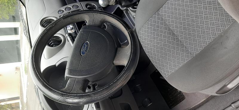 Ford Fiesta • 2005 • 180,000 km 6