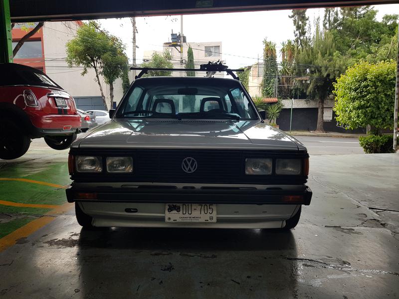 Volkswagen Vento • 1983 • 45,000 km 9