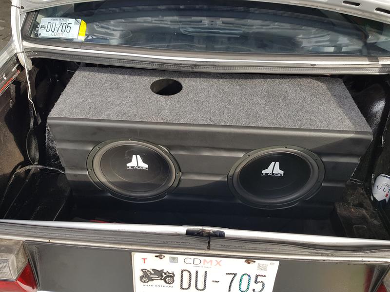 Volkswagen Vento • 1983 • 45,000 km 5