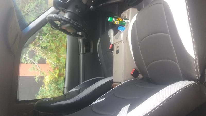 Ford Explorer • 1999 • 215,030 km 2