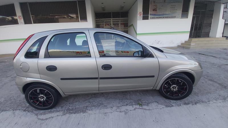 Chevrolet Corsa • 2007 • 10,000 km 4