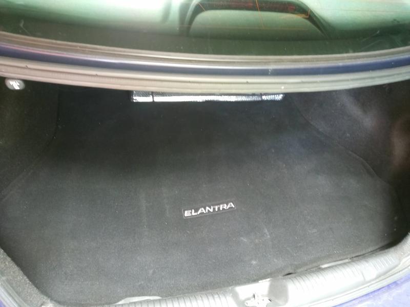 Hyundai Elantra • 2013 • 120,000 km 2