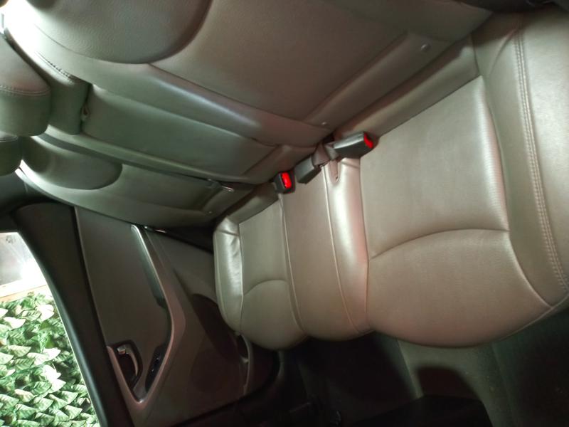 Hyundai Elantra • 2013 • 120,000 km 6