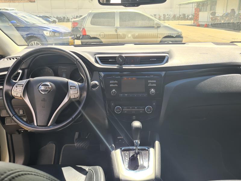 Nissan Qashqai • 2018 • 48,000 km 4