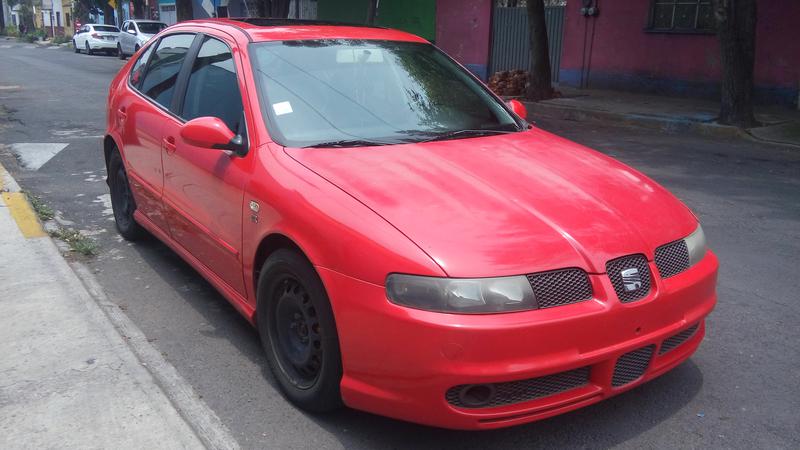 Seat Leon • 2005 • 200,000 km 3