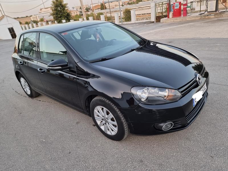 Volkswagen Golf • 2010 • 117,000 km 2