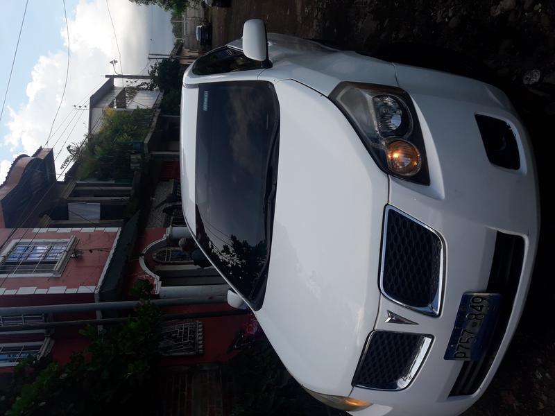 Pontiac Vibe • 2009 • 149,296 km 3