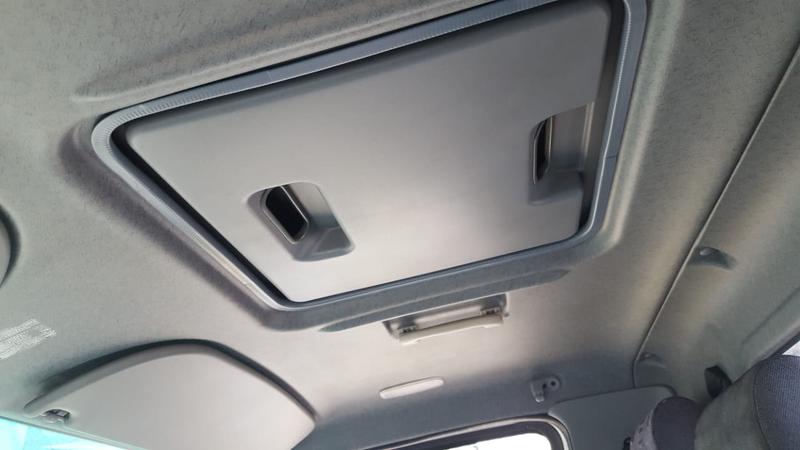 Mercedes-Benz MB 100 • 2005 • 202,000 km 2