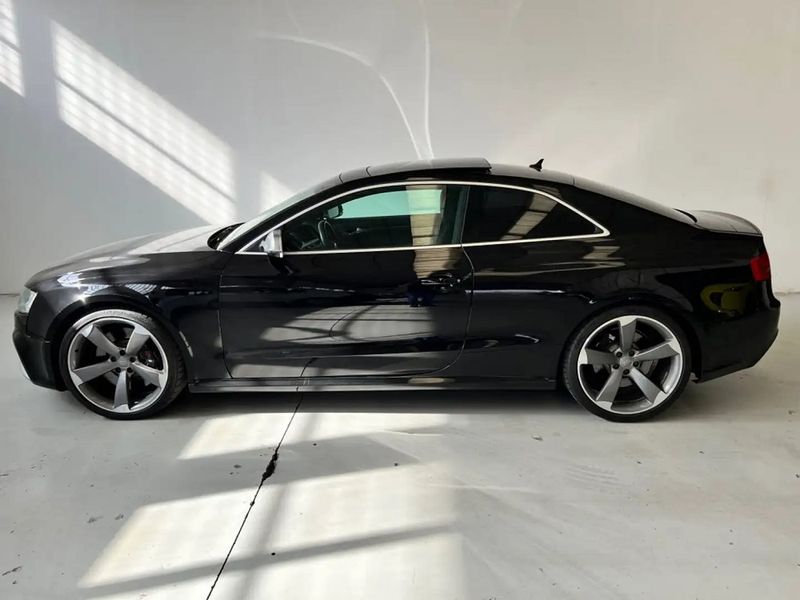 Audi RS5 • 2011 • 160,000 km 2