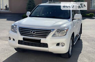 Lexus LX • 2008 • 189,000 km 2