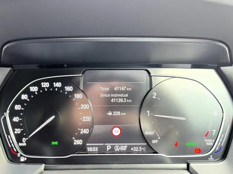 BMW i8 • 2021 • 120 km 2