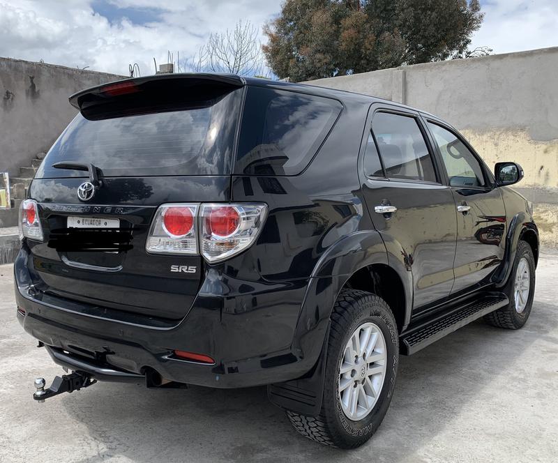 Toyota Fortuner • 2013 • 130,000 km 9