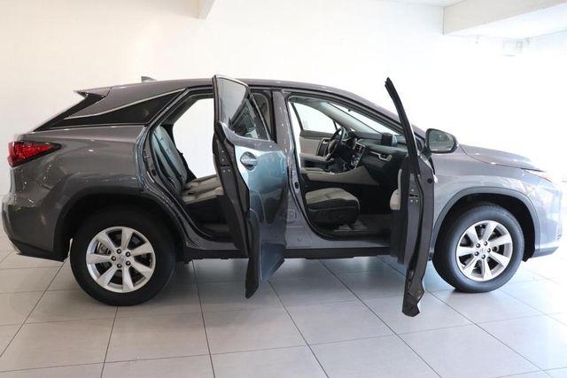 Lexus RX • 2017 • 29,000 km 9