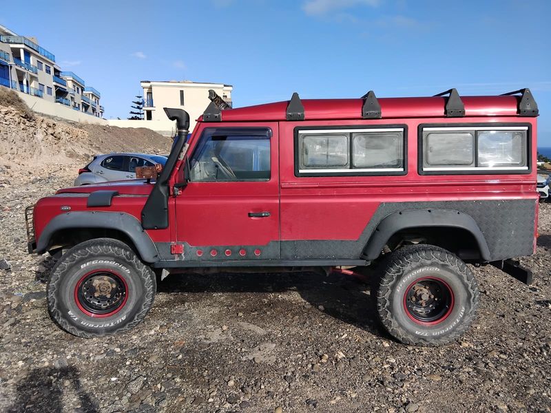Land Rover Defender • 1993 • 430,000 km 1