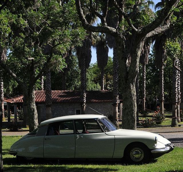 Citroën DS5 • 1993 • 4,347 km 7