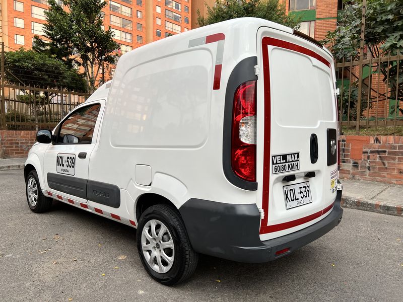 Fiat Florino Combi • 2022 • 31,240 km 2