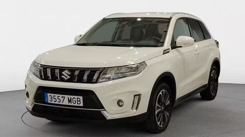 Suzuki Vitara • 2023 • 35,000 km 1