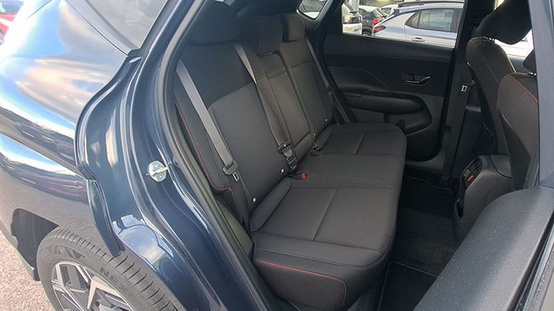 Hyundai Kona • 2023 • 11,832 km 33