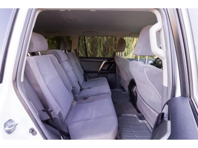 Toyota Land Cruiser • 2013 • 185,000 km 6