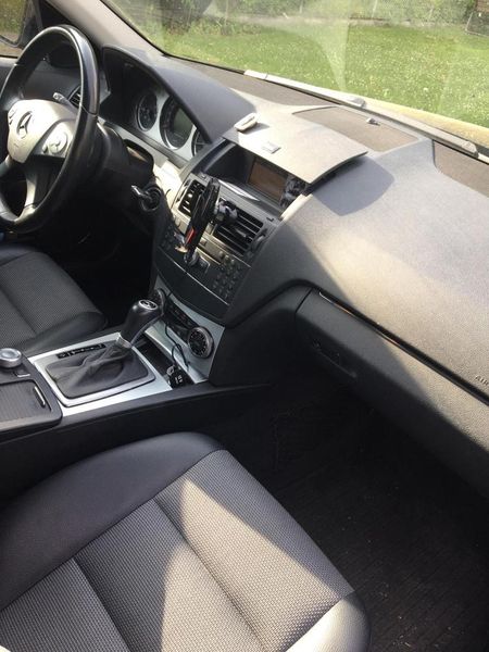 Mercedes-Benz C • 2008 • 189,250 km 10