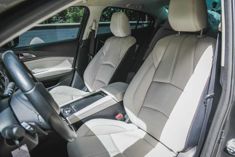 Mazda 3 • 2019 • 34,000 km 5