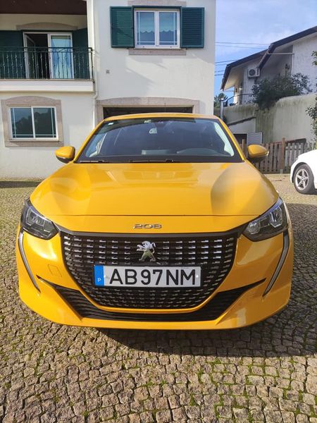 Peugeot 408 • 2020 • 12,000 km 1