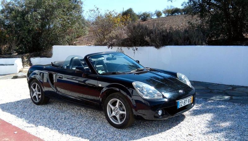 Toyota MR2 • 2003 • 142,000 km 1