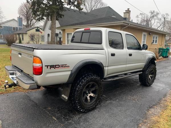 Toyota Tundra • 2002 • 12,800 km 5