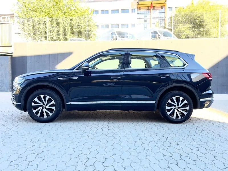Volkswagen Touareg • 2020 • 69,000 km 4