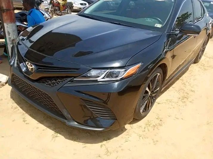 Toyota Camry • 2020 • 50,000 km 1