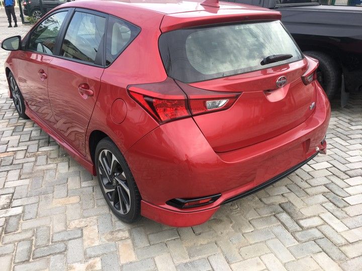 Toyota Starlet • 2014 • 21 km 2