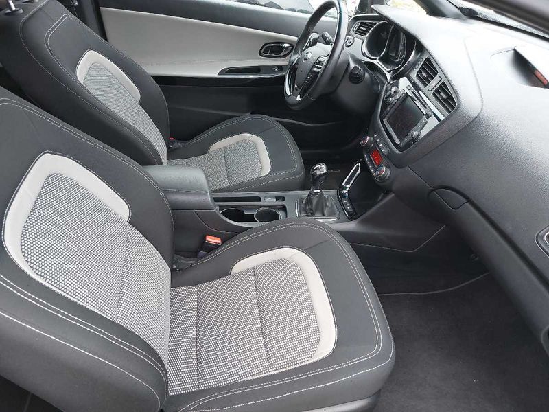 Kia Pro Cee`d • 2013 • 110,000 km 6