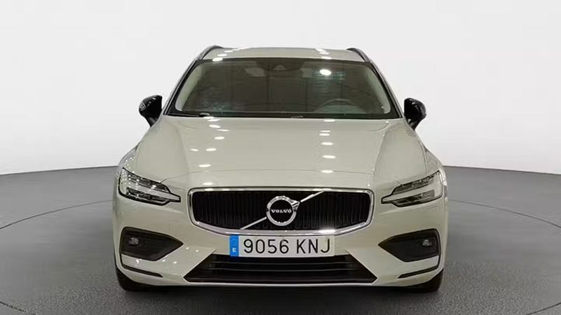 Volvo V60 • 2018 • 81,513 km 1