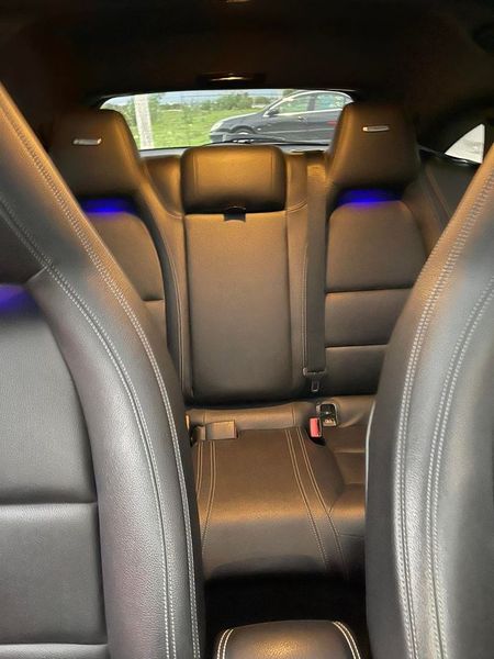 Mercedes-Benz CLA • 2017 • 90,000 km 3