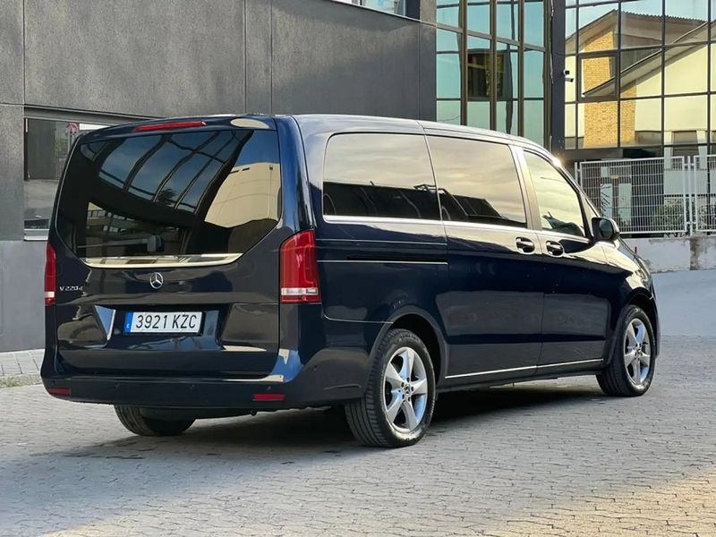 Mercedes-Benz 210 Van • 2019 • 67,000 km 6