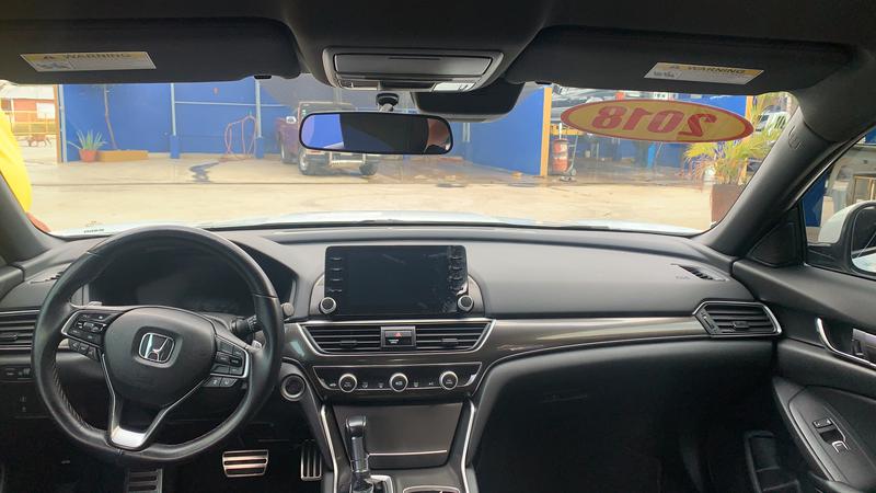 Honda Accord • 2018 • 30 km 3