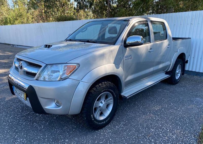 Toyota Hilux • 2007 • 182,000 km 1