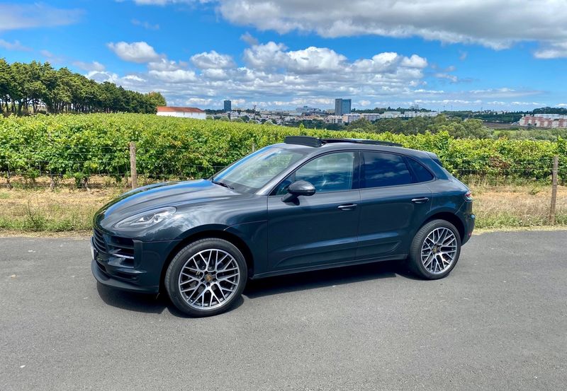 Porsche Macan • 2018 • 72,366 km 2