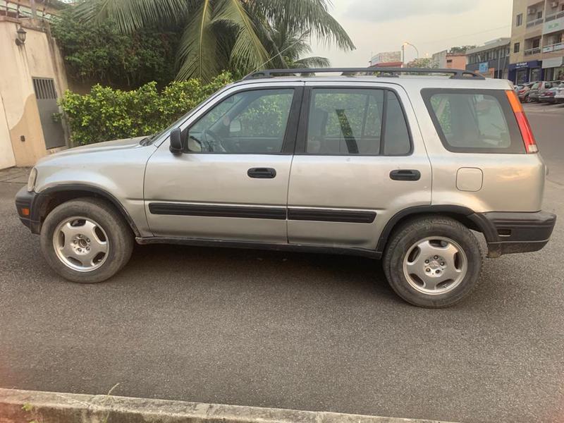 Honda CR-V • 2000 • 153,020 km 1