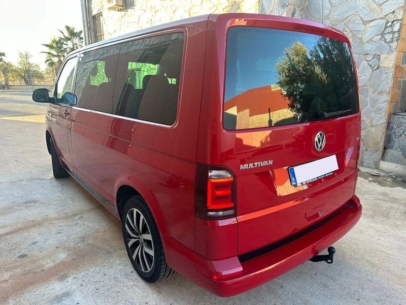 Volkswagen Multivan • 2017 • 158,300 km 13
