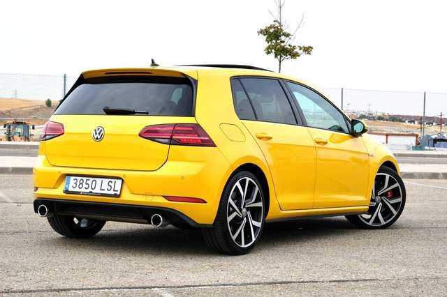 Volkswagen Golf • 2019 • 103,000 km 2