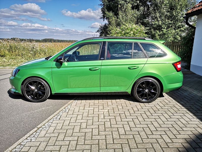 Škoda Fabia Combi • 2015 • 68,353 km 1
