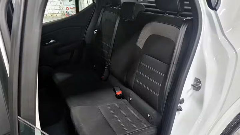 Dacia Sandero • 2022 • 364,002 km 6