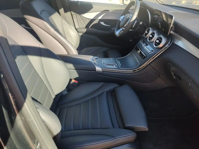 Mercedes-Benz GLC • 2021 • 49,000 km 5
