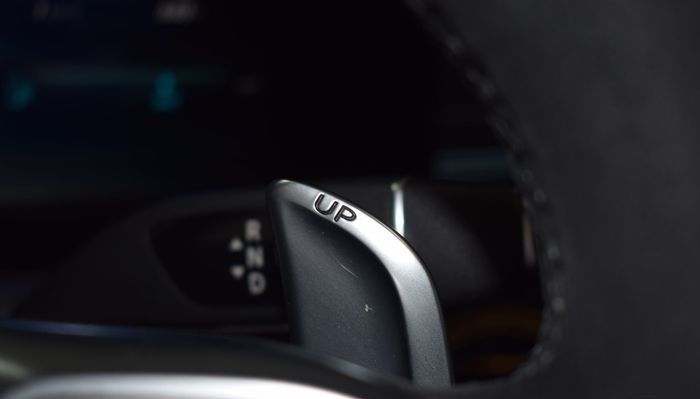 Mercedes-Benz E-Class • 2018 • 59,567 km 8