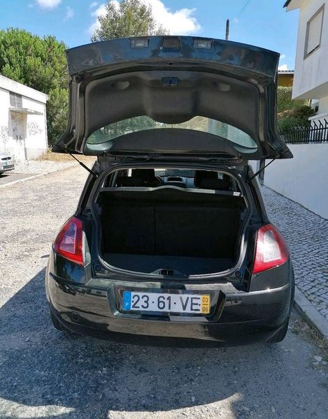 Renault Mégane • 2003 • 200,000 km 3