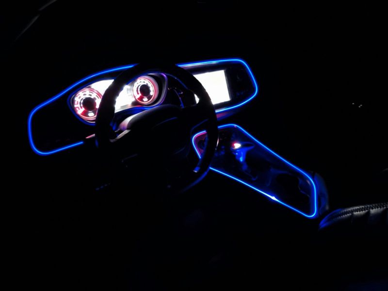 Dodge Challenger • 2015 • 66,700 km 16