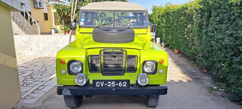 Land Rover LR3 • 1979 • 188,000 km 2