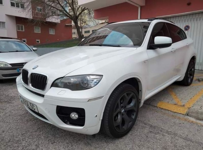 BMW X6 • 2019 • 192,000 km 1