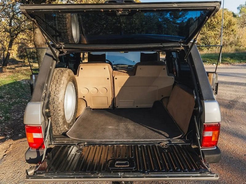 Land Rover Range Rover • 1989 • 4,800 km 9